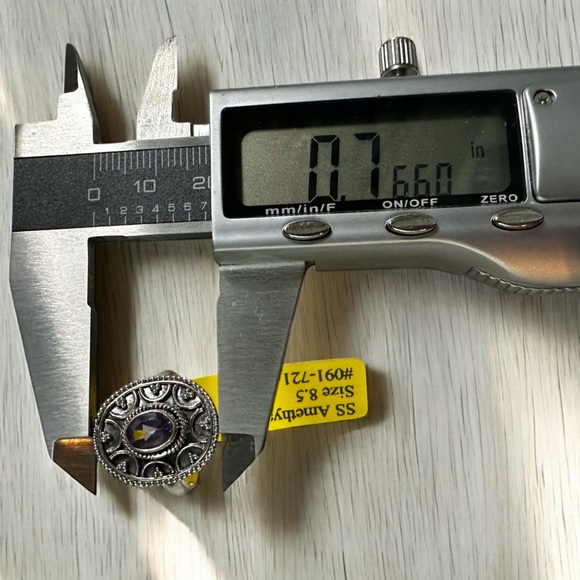 Amethyst Sterling Silver Ring Size 8.5 - Picture 6 of 14